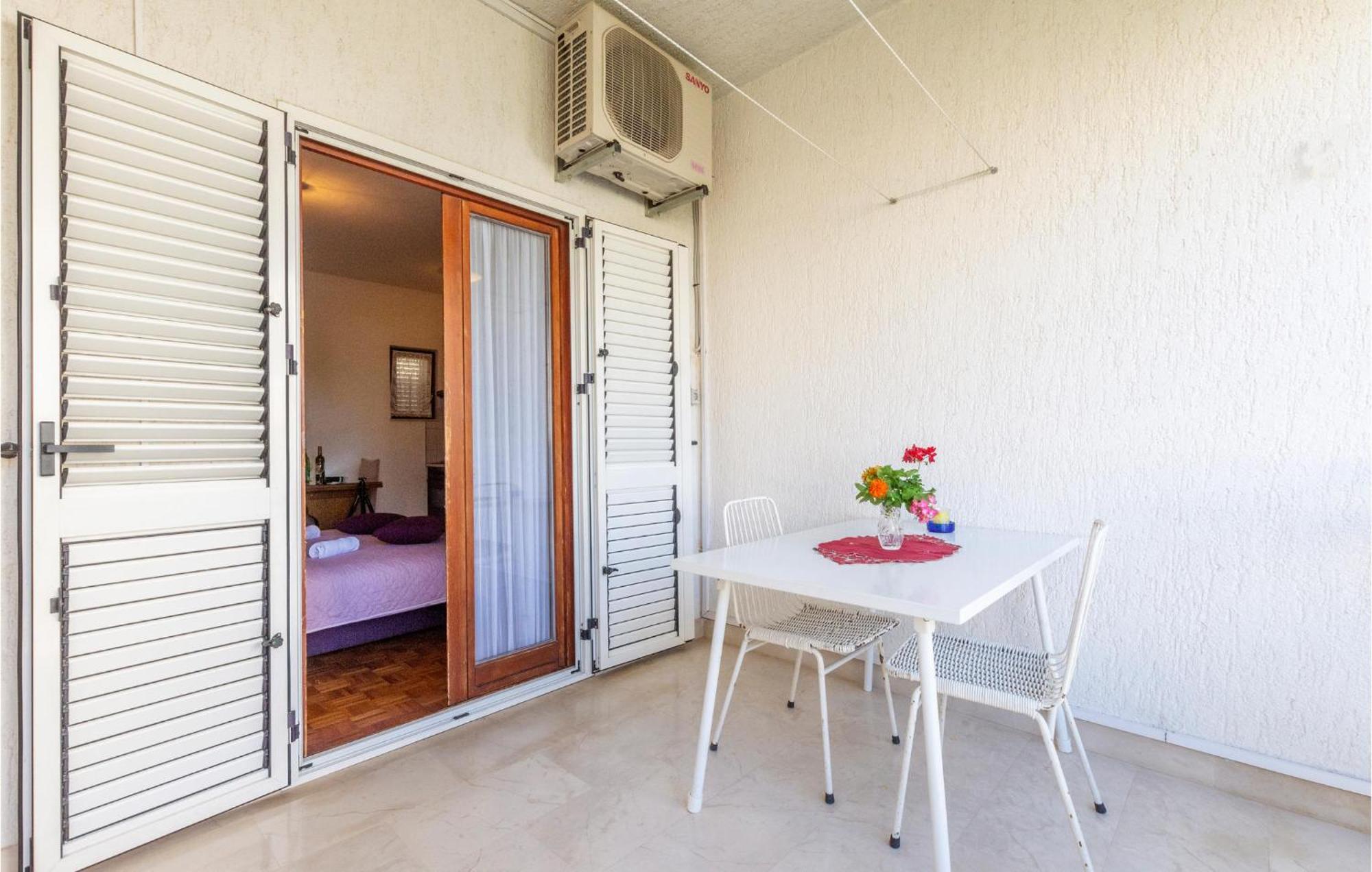 Lovely Apartment In Stobrec With Wifi Split Eksteriør billede